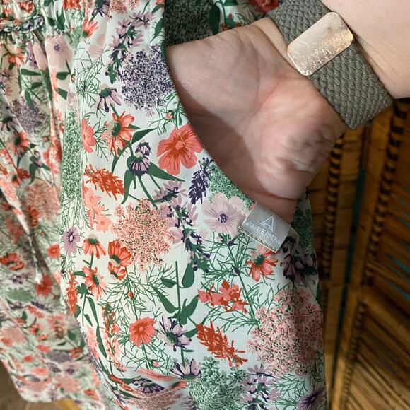 Ascend Women’s Floral Athletic Dress Medium hidden zip Pocket Drawstring Waist - Picture 3 of 7